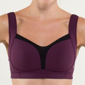 Lululemon Ta Ta Tamer Sports Bra Size DD32